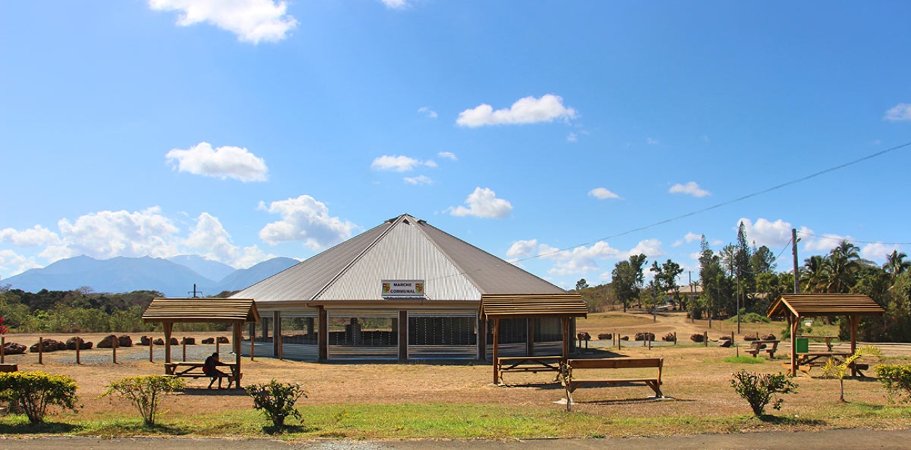 Marché Nékö